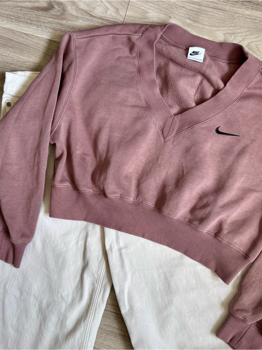 Nike Phoenix V Neck Fleece Crop Pullover Sweatshirt M